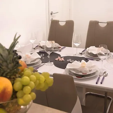 J&j Appartement Split